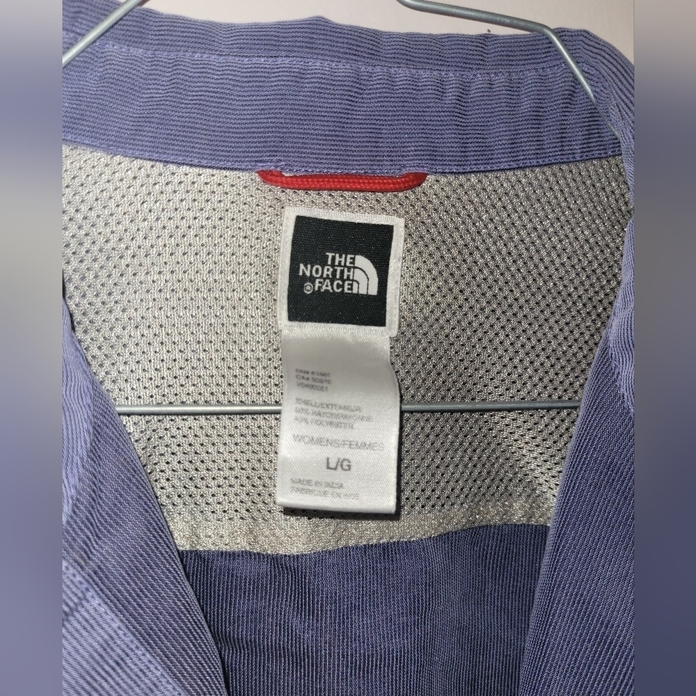 The North Face Blue Button-Down Shirt - Picture 2 of 5